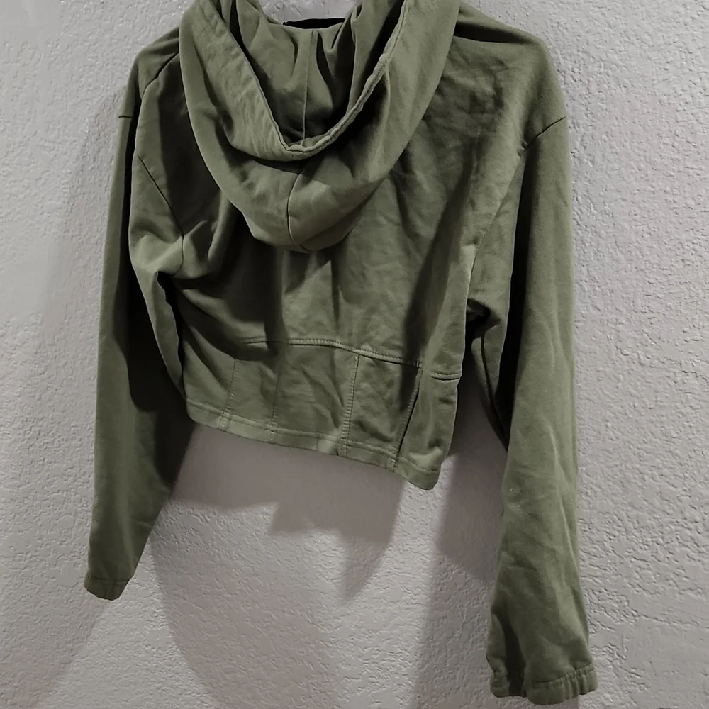 Green jacket - Picture 2 of 3
